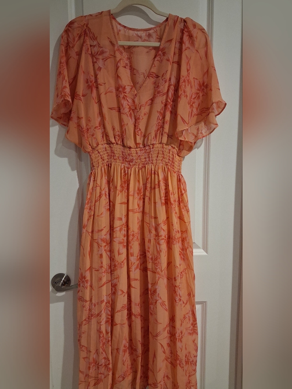 Taylor Peach Floral Maxi Dress with V-Neck